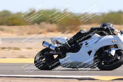media/Oct-20-2024-CVMA (Sun) [[d4a3dff211]]/Race 9-Formulw LW Twins SHOOTOUT/